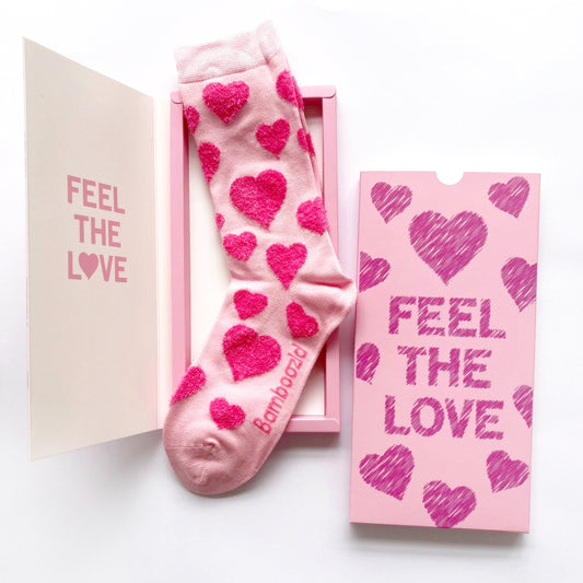 WOMENS BAMBOO SOCKS CARD FEEL THE LOVE PINK